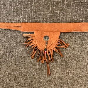 Vintage Boho Western Leather Belt Bag / Fanny Pack